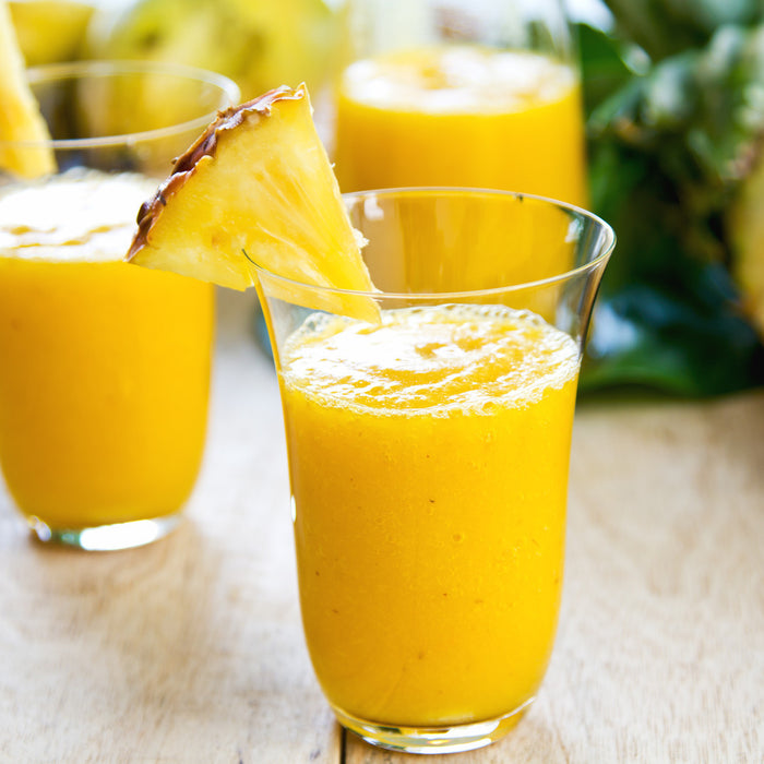 Mango Pineapple Smoothie with Coconut Milk
