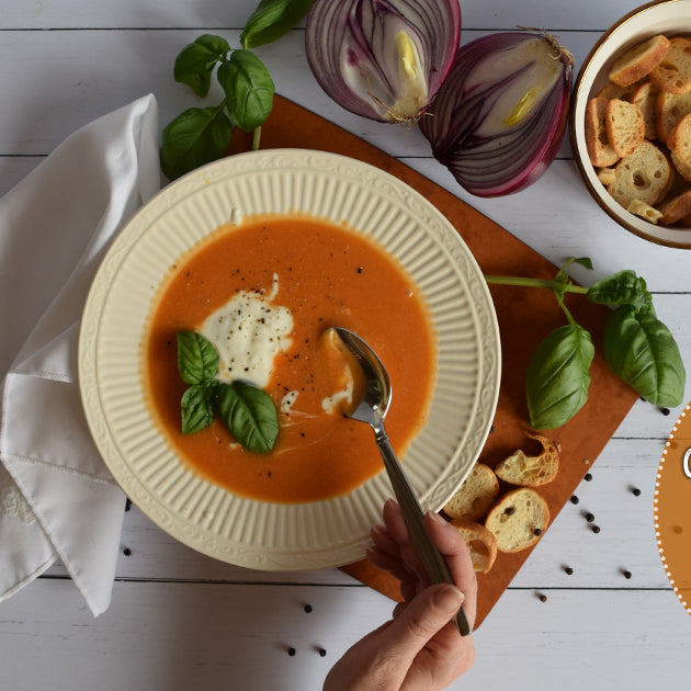 Cauliflower, Squash, & Roasted Red Pepper Soup