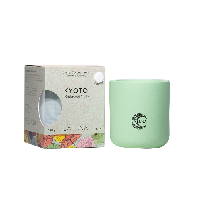 La Luna - Kyoto Cedarwood Trail Candle, 220 g