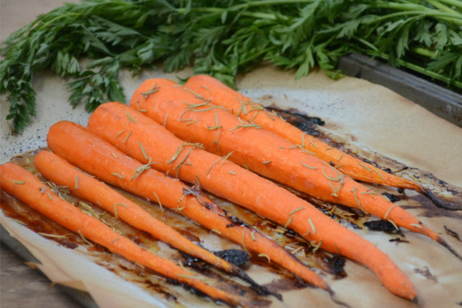 Sweet Maple & Rosemary Roasted Carrots