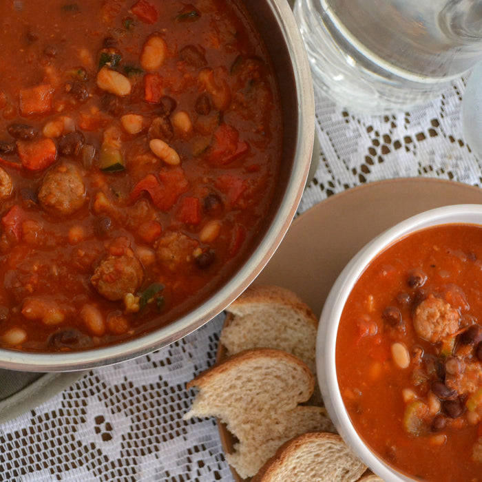 Hearty Turkey Sausage and Bean Chili