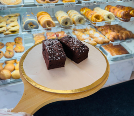 AP Bakery - Chocolate Brownies, 4 Count