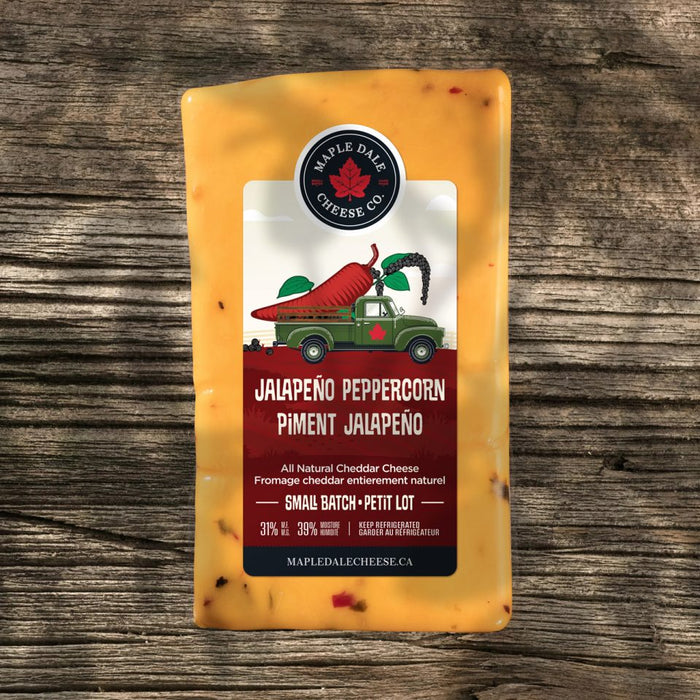 Maple Dale Cheese Co. - Jalapeno Peppercorn Cheddar Cheese, 250 g