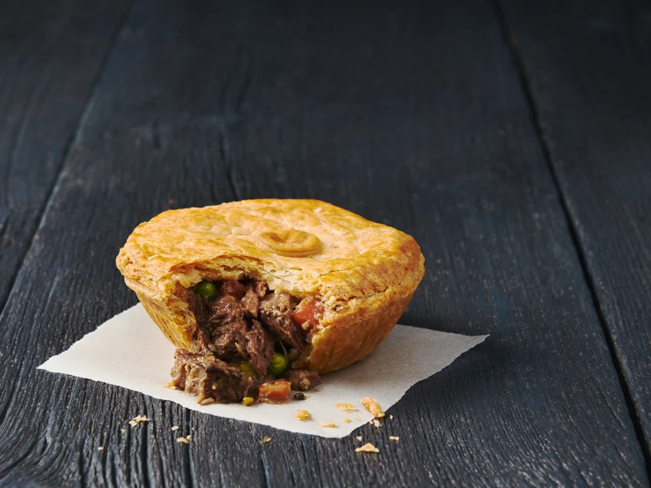 The Pie Commission - Peppercorn Roast Beef Pie, 320 g